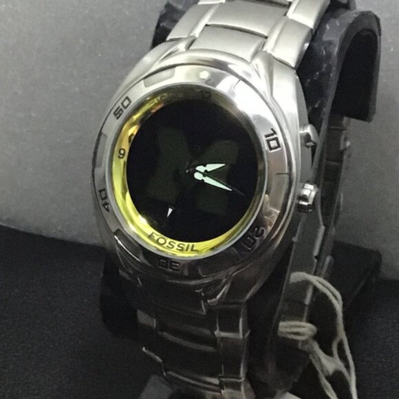 Michigan Wolverines NCAA Stainless-Steel Kaleido Watch by Fossil NEW (RARE) - Picture 8 of 9